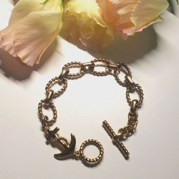 Monet yacht theme bracelet with anchor.